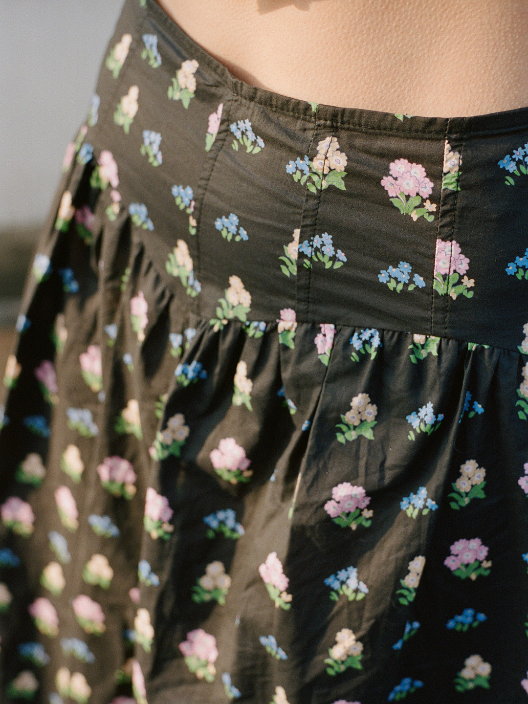 Maeve Midi Skirt - Noir Garden
