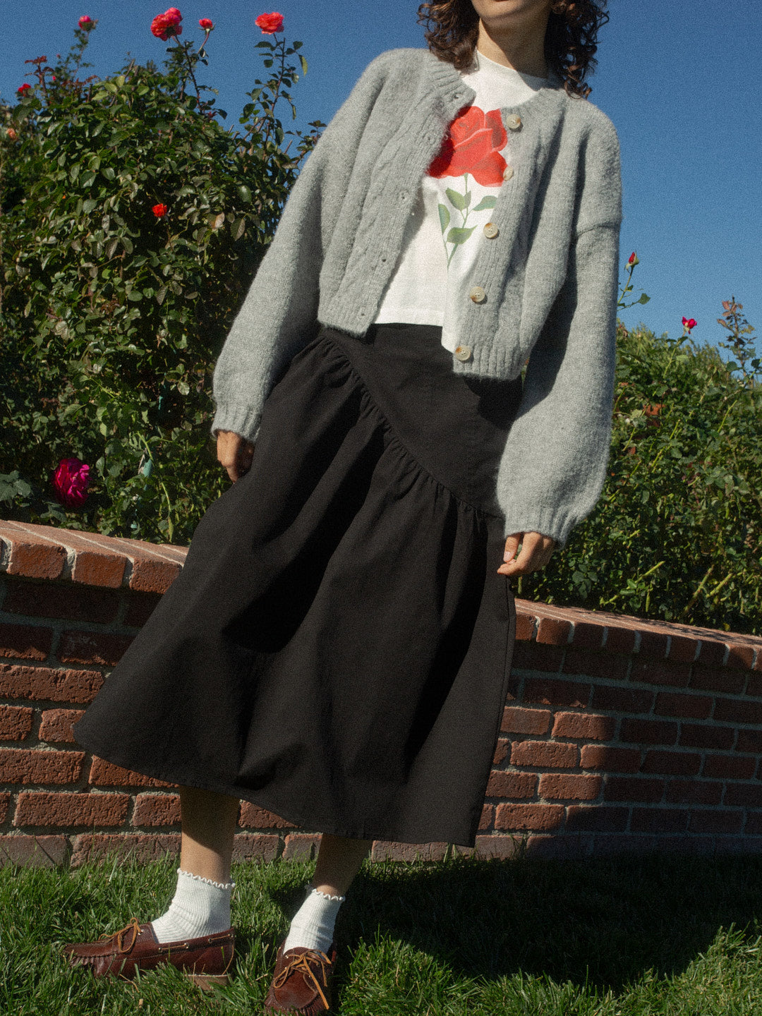 Priya Cardi - Grey